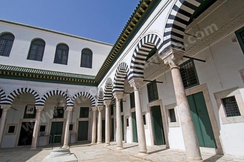La Medersa Slimaniya dans la medina de Tunis
