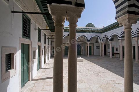 La Medersa Slimaniya dans la medina de Tunis