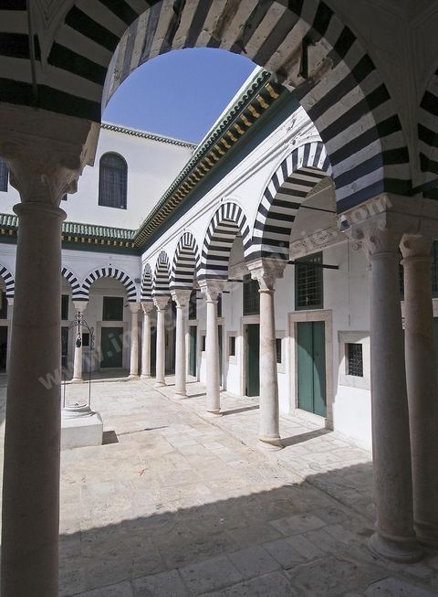 La Medersa Slimaniya dans la medina de Tunis