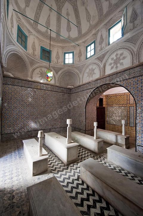 Tourbet el Bey le mausolée de la famille beylicale dans la medina de Tunis