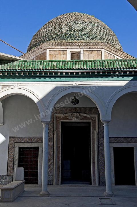 Tourbet el Bey le mausolée de la famille beylicale dans la medina de Tunis
