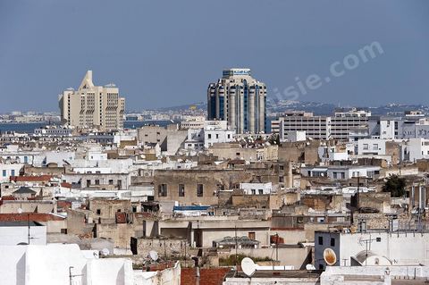 Depuis les toits de la medina vue sur la medina de Tunis 