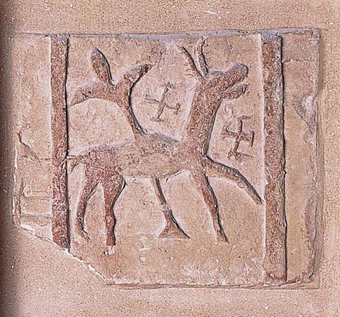 Early Christian terracotta tiles measuring 25 to 28 cm on each side that lined the walls and ceilings of Christian basilicas. Dating primarily from the 6th and 7th centuries, they feature molded or stamped relief patterns that have been painted: biblical themes and symbolic animals (deer, lions, griffins, etc.). Carthage Museum.