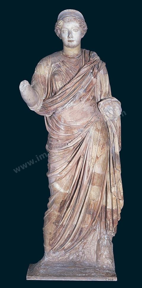 Statue colossale d'imperatrice, faustine II, II ap JC, Carthage, musee du Bardo