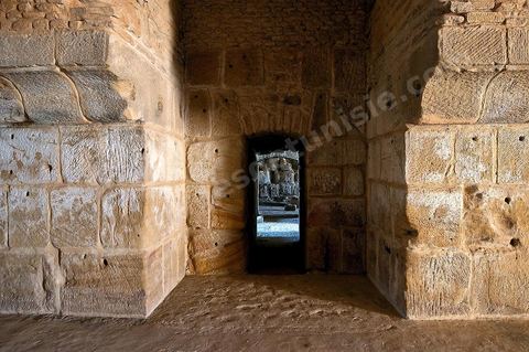 Sous sol du temple au capitol sur le site archéologique romain de Uthina / Oudna dans la région de Mornag banlieue sud de Tunis