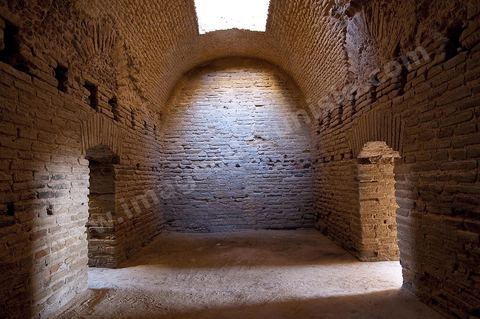 Sous sol du temple au capitol sur le site archéologique romain de Uthina / Oudna dans la région de Mornag banlieue sud de Tunis