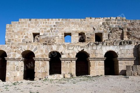Capitole sur le site archéologique romain de Uthina / Oudna dans la région de Mornag banlieue sud de Tunis